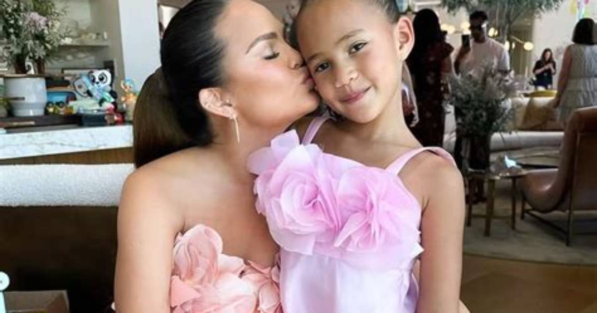 Chrissy Teigen & John Legend Celebrate Daughter Luna’s 6Th Birthday at Disneyland: Photos