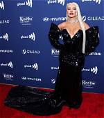 Christina Aguilera Wears Plunging Sequined Dress to Glaad Media Awards – Hollywood Life