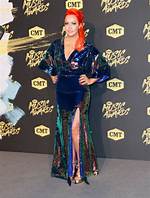 Cmt Awards’ Wackiest Dressed 2018 — Earl Dibbles Jr. & More