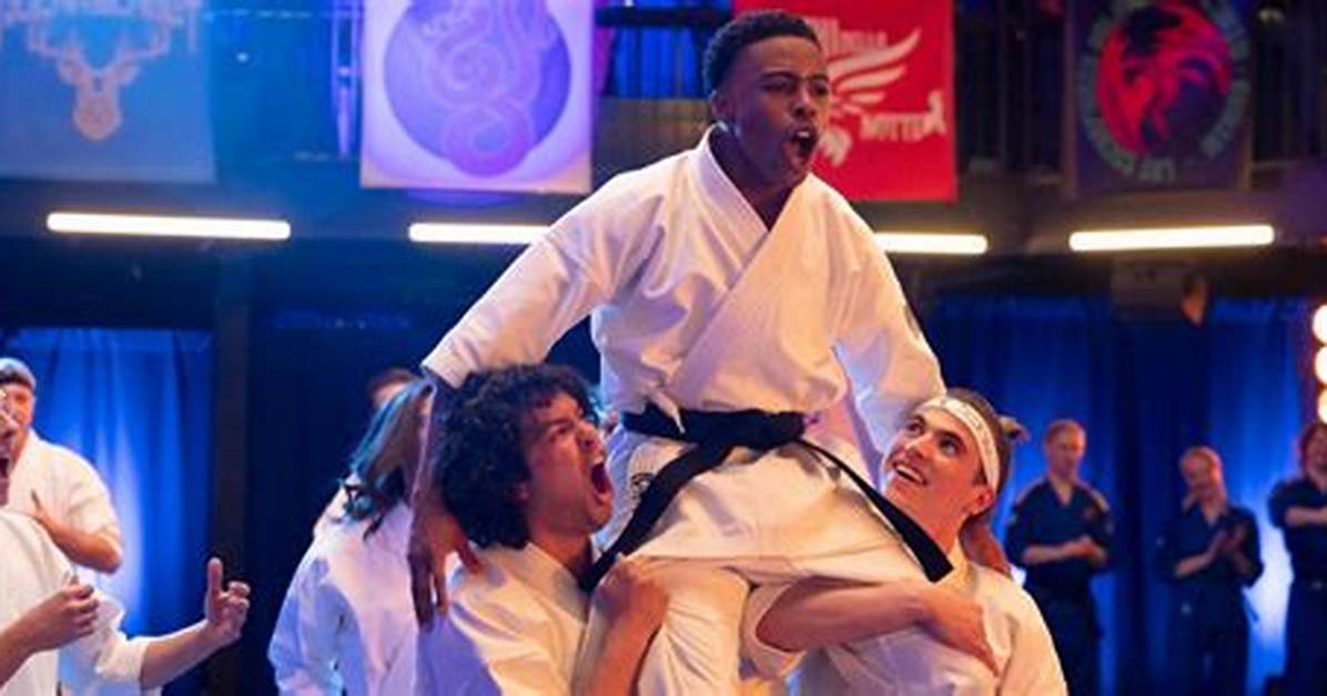 ‘Cobra Kai’ Star on Kenny’s Transformation & His Season 6 Hopes – Hollywood Life