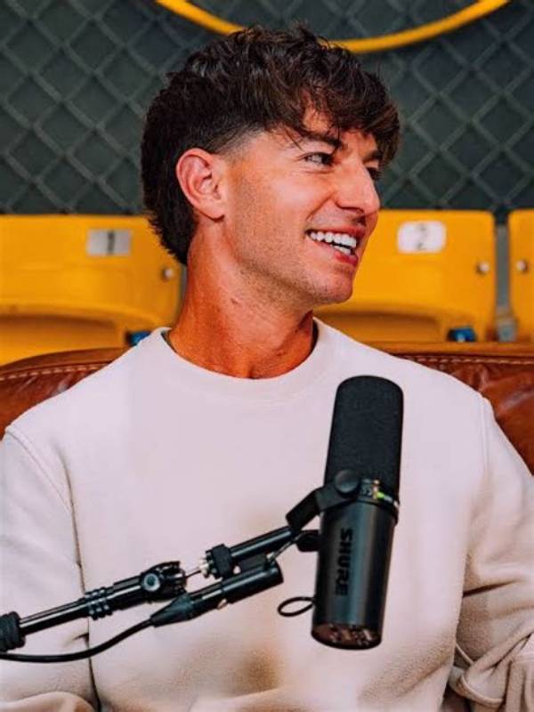 Coby Cotton (Youtuber) Wiki, Bio, Age, Height, Weight, Wife, Children, Family, Net Worth, Facts