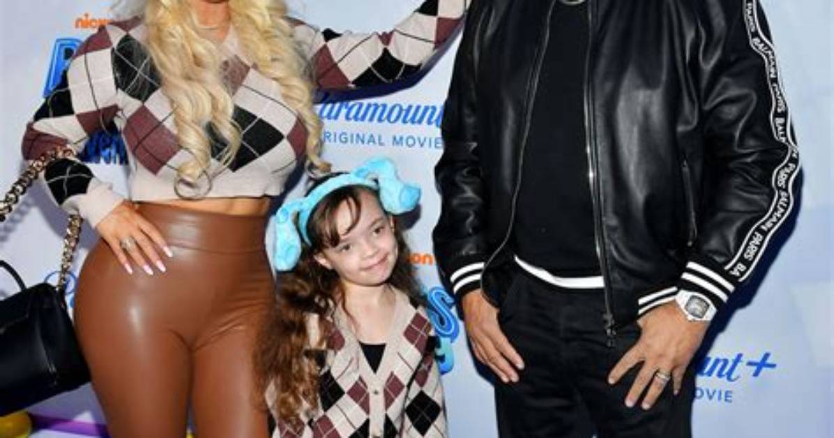 Coco Austin & Daughter Chanel, 6, Twin in Animal Print Bathing Suits: Photo