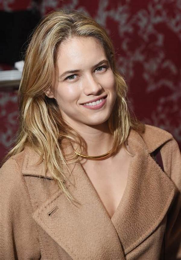 Cody Horn Bio, Wiki, Age, Height, Family, Husband, Children, the Office, Magic Mike, Net Worth, Movies and Tv Shows