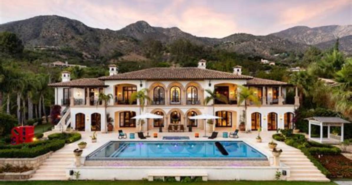 Colorful Mansion Pics – Hollywood Life