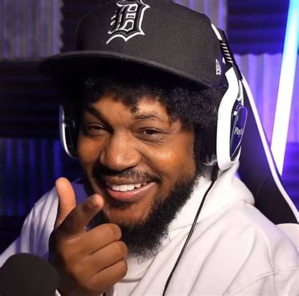 Coryxkenshin- Biography, Age, Net Worth, Girlfriend, Height, Career