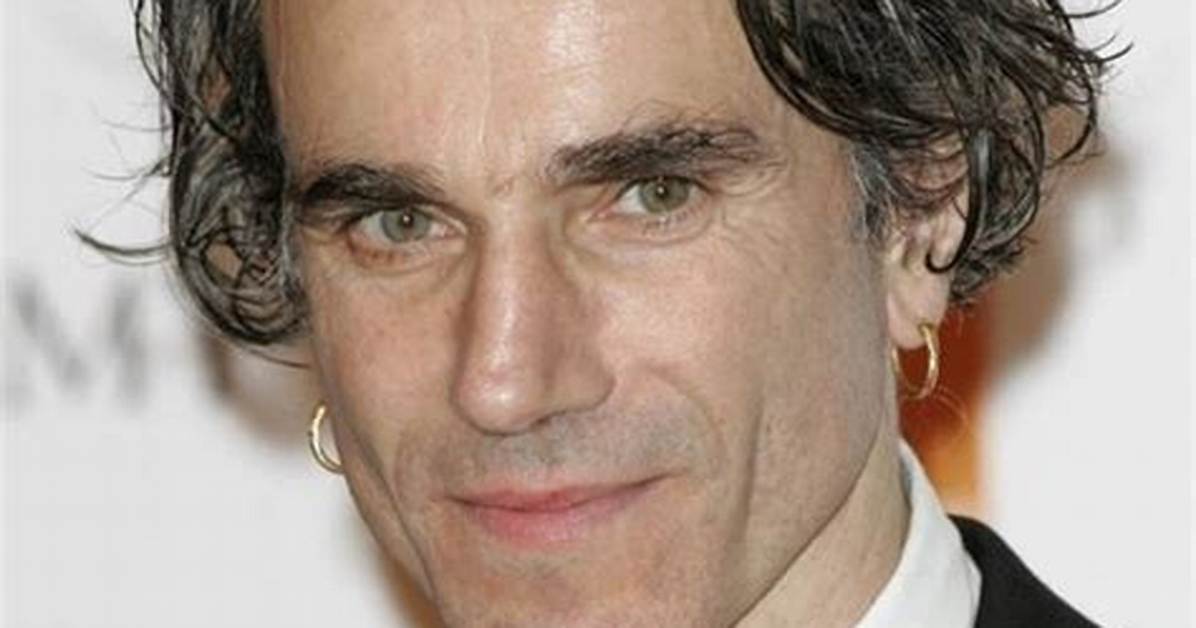 Daniel Day Lewis with Long Hair in First Public Photos in 4 Year's – Hollywood Life