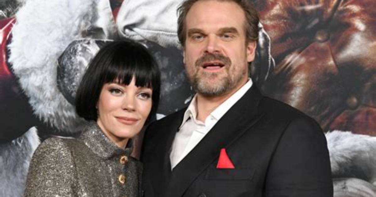 David Harbour & Wife Lily Allen Spend Time with Her Kids in New York – Hollywood Life