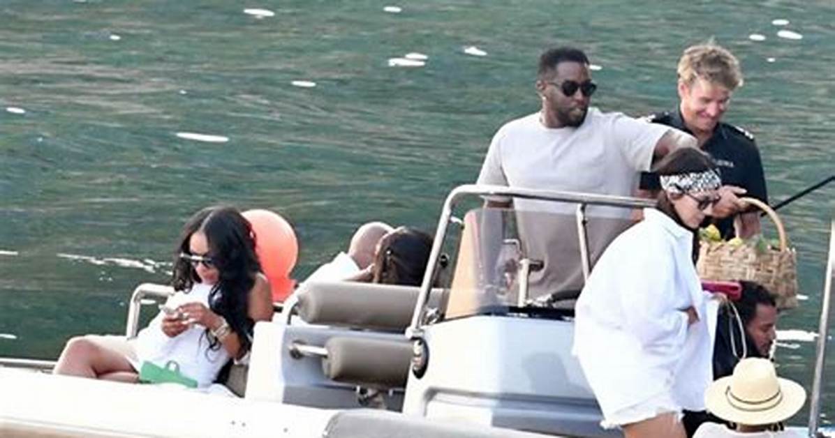 Diddy & Joie Chavis Kiss on a Yacht in Italy: Photos – Hollywood Life