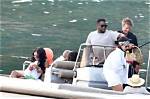 Diddy & Joie Chavis Kiss on a Yacht in Italy: Photos – Hollywood Life