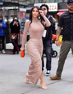 Director Claims Kim Kardashian Refused to Film from Waist-Down in Doc – Hollywood Life