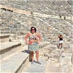 Discover Nicole: an Extraordinary Travel Influencer