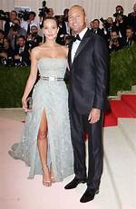 Discover the Multifaceted World of Hannah Jeter: Model, Philanthropist, and Inspiration