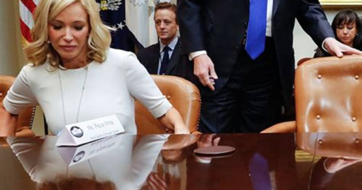 Donald Trump Caught Staring at Paula White’s Behind During White House Meeting — Pic