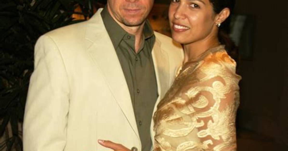 Donnie Wahlberg and Kimberly Fey: a Love Story