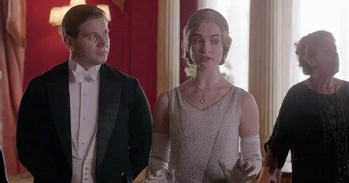 ‘Downton Abbey’ Recap — Gregson Is Dead, Edith Runs Away, Lady Mary’s New ‘Do – Hollywood Life