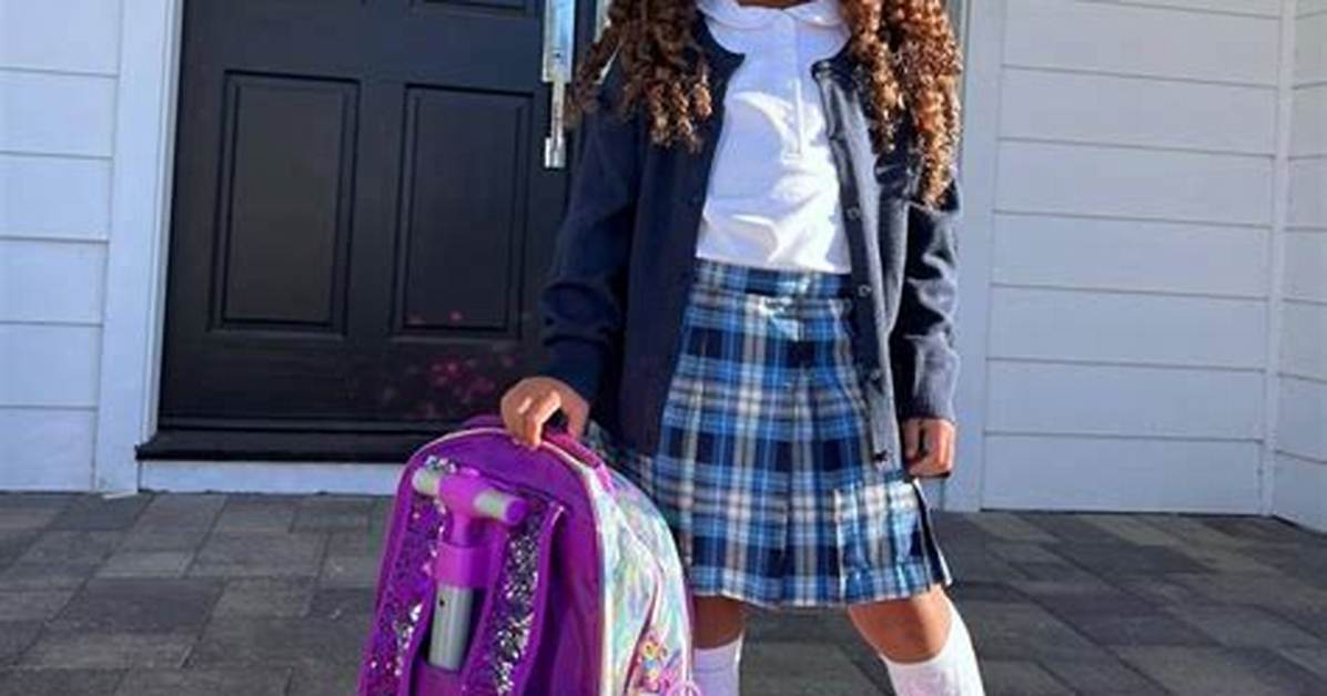 Dream Kardashian Wears School Uniform on First Day of Kindergarten – Hollywood Life