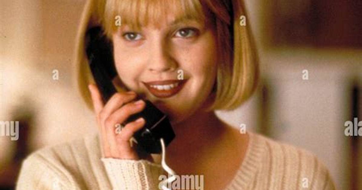 Drew Barrymore Revives ‘Scream’ Character Casey Becker for Funny Skit – Hollywood Life
