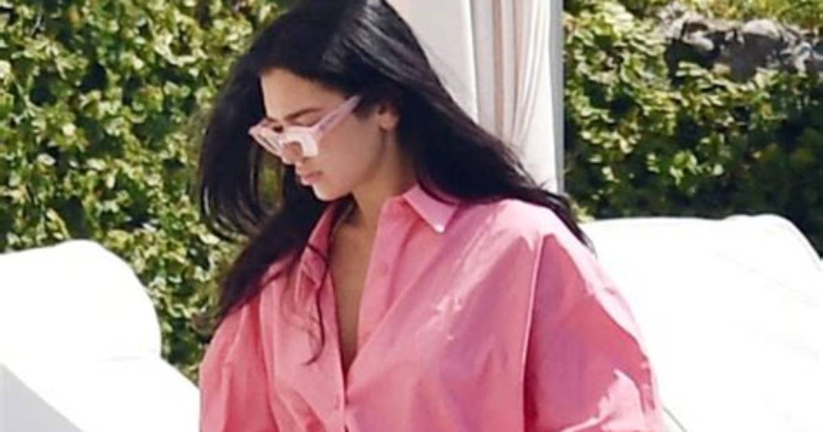 Dua Lipa’s Yellow Bikini in Portofino: Photos – Hollywood Life
