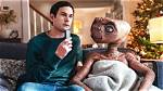 E. T. & Elliott Reunite in Holiday Short Story Video 37 Year's Later – Hollywood Life