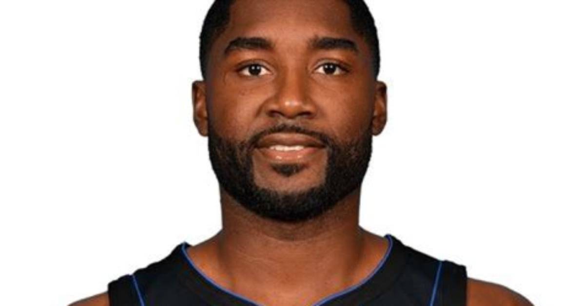 E’twaun Donte Moore Age, Wiki, Biography, Wife, Children, Salary, Net Worth, Parents