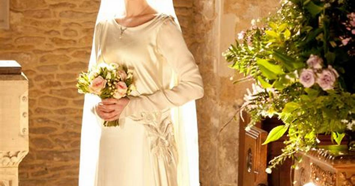 Edith’s Wedding Dress on ‘Downton Abbey’ — See It & Shop Her Vintage Look – Hollywood Life