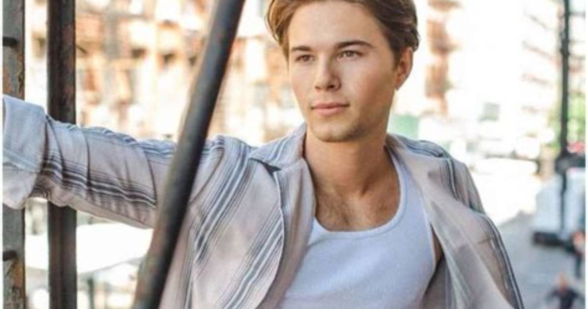 Elias Kacavas- Net Worth, Wiki, Height, Girlfriend, Dating