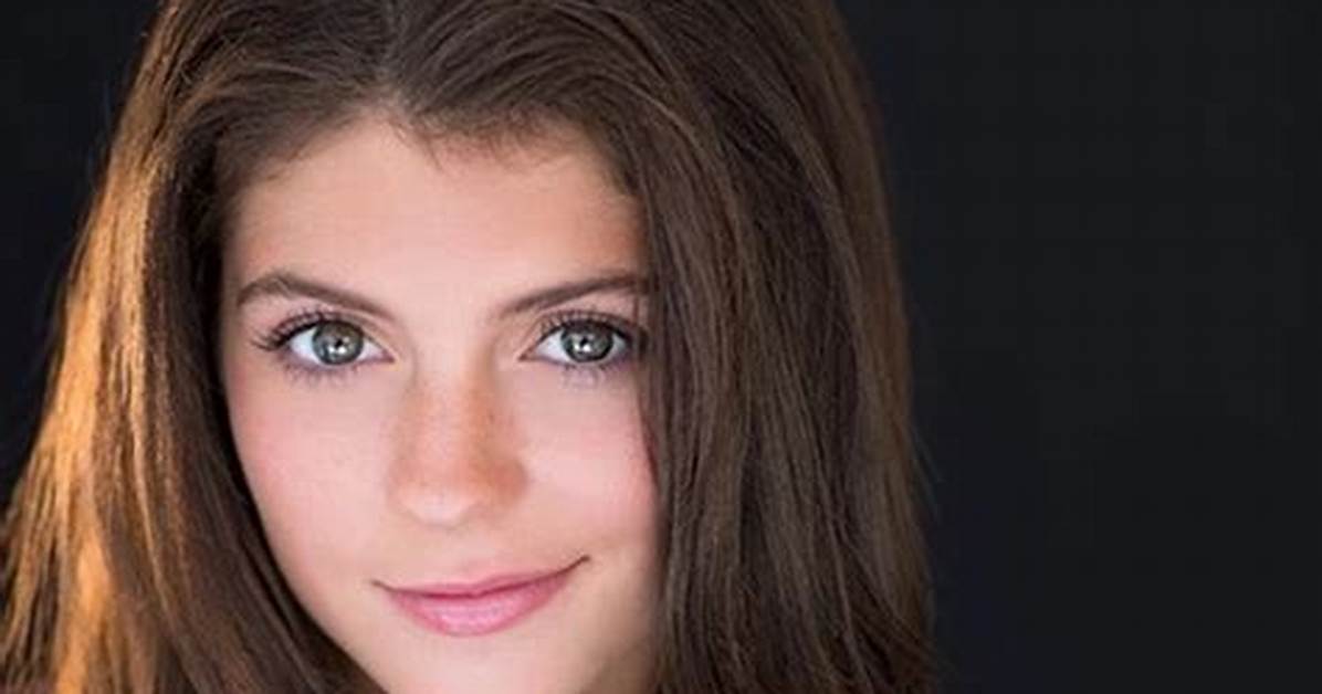 Emily Bader Wikipedia, Age, Biography, Height, Boyfriend, Instagram