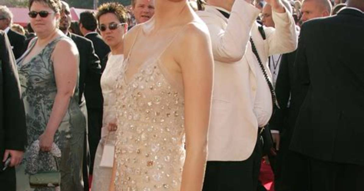 Emmys Best Dressed 2010: Check out the Stunning Stars on the Red Carpet!