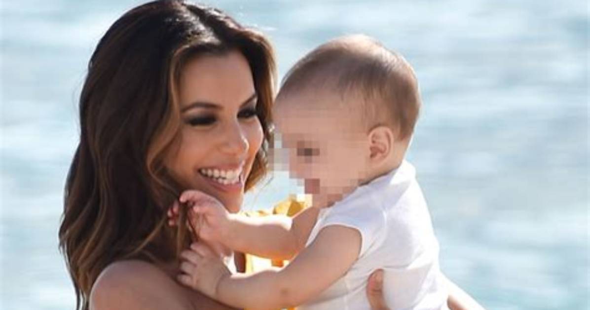 Eva Longoria, 45, Glows in Black Swimsuit with Plunging Neckline in Sexy Selfie – Pic
