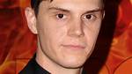 Evan Peters' Social Media Absence: Uncovering Privacy and Authenticity