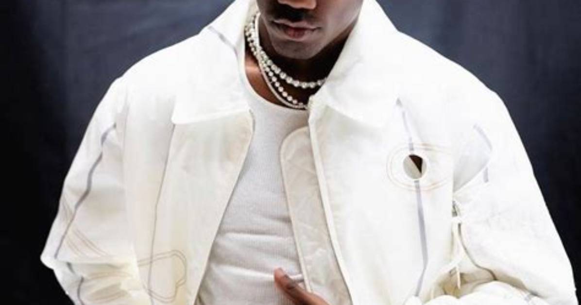 Giveon Sparks Gay Rumors: Is He Married or Single? His Real Name Exposed