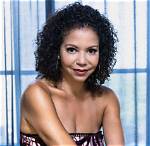 Gloria Reuben ·