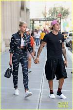 Hailey Baldwin & Justin Bieber Hold Hands at Show After Party: Photos – Hollywood Life