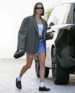 Hailey Bieber Rocks Shorts for Business Meeting: Photo – Hollywood Life