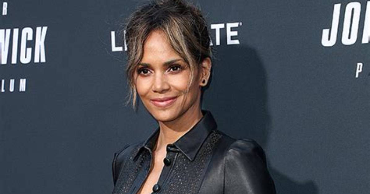Halle Berry Sports T-Shirt & Boxer Shorts in New Instagram Pic – Hollywood Life