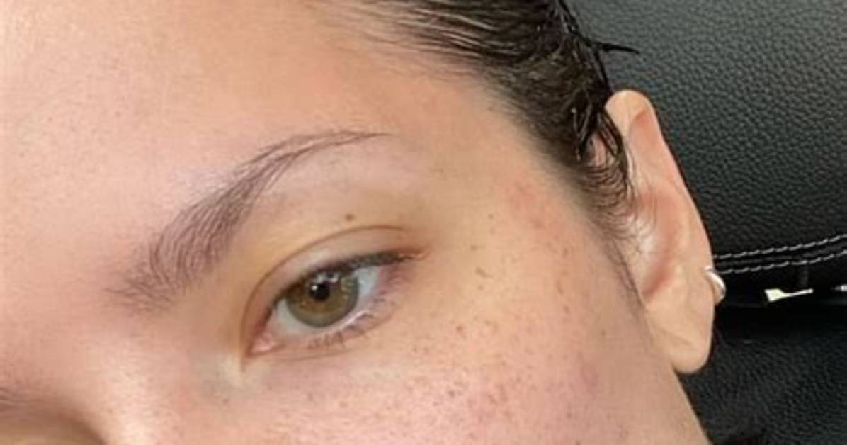 Halsey Shows off Her Freckles in Makeup-Free Pics of What She ‘Really Looks Like’ in Quarantine