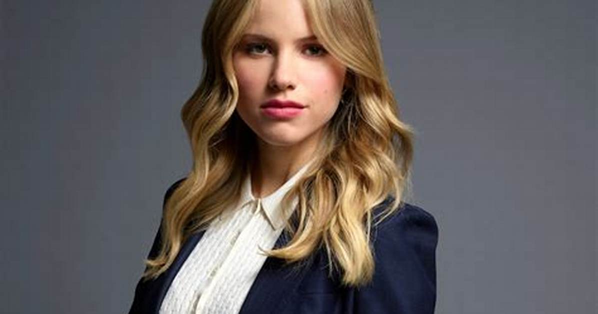 Halston Sage Siblings: Meet Kate Sage, Max Sage