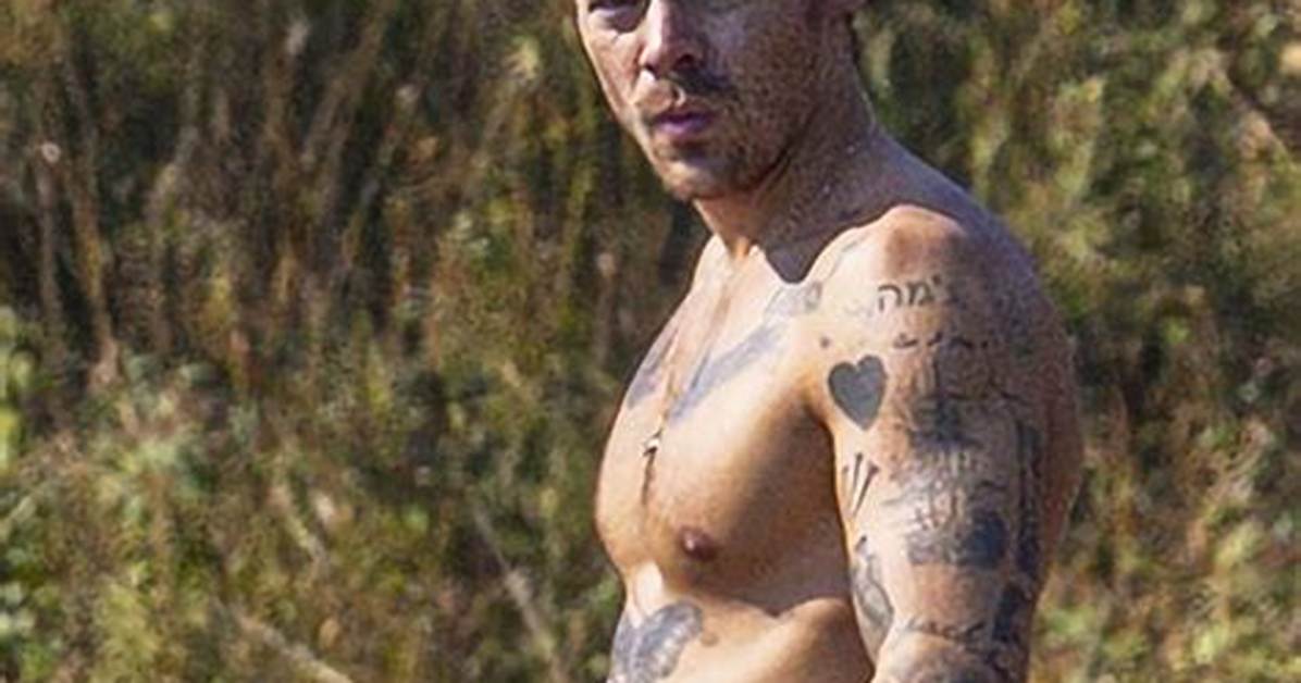 Harry Styles Shows off His Biceps as He & Olivia Wilde Leave the Gym Together — Photos
