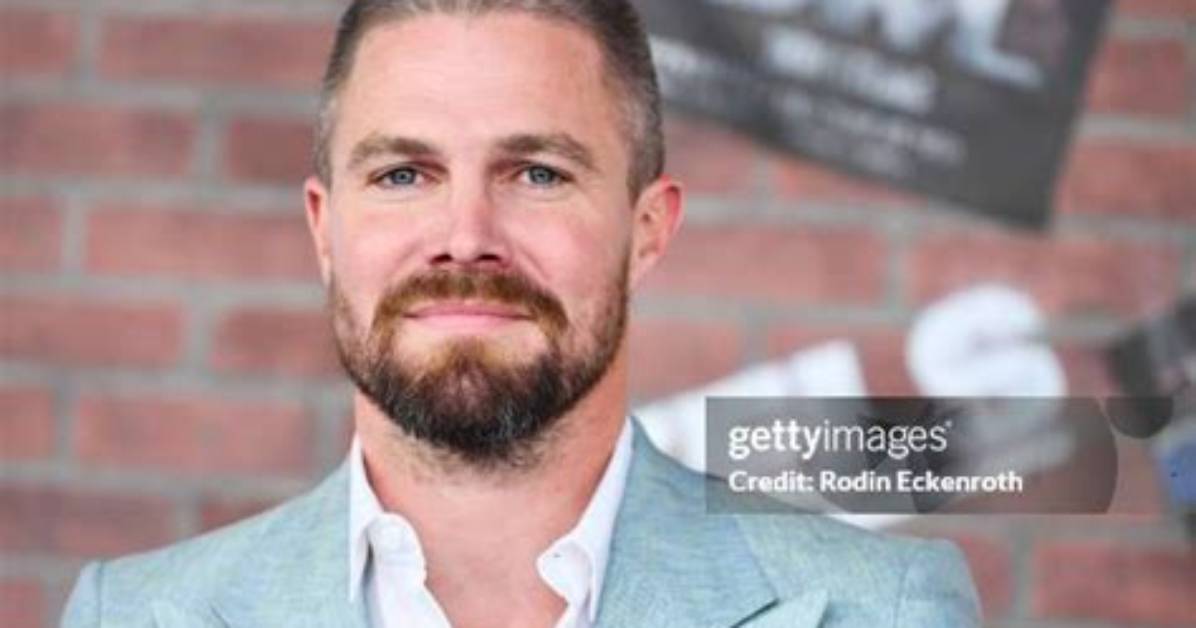 ‘Heels’ — Photos of Stephen Amell’s New Wrestling Show