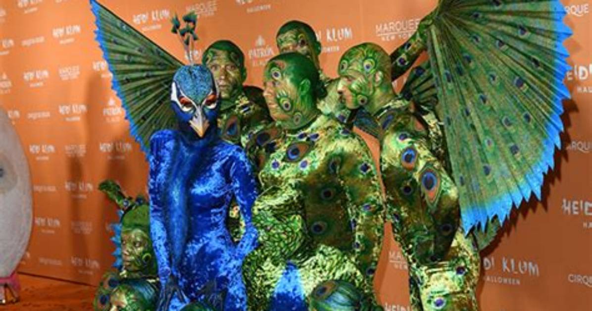 Heidi Klum Unrecognizable as Peacock for 2023 Halloween Costume – Hollywood Life
