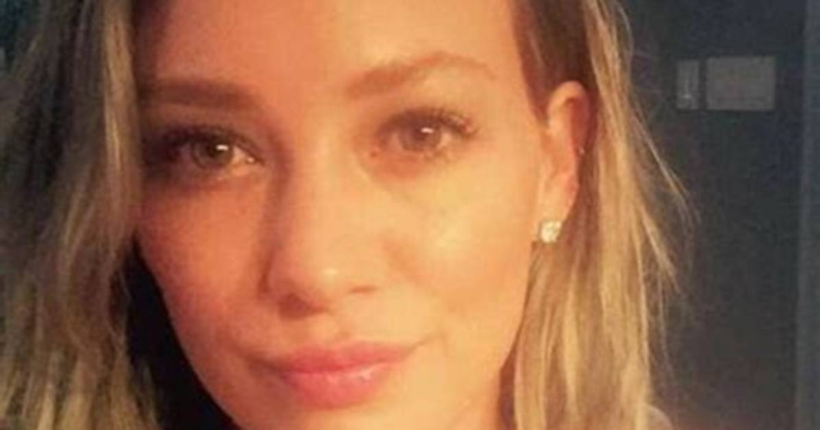 Hilary Duff’s Tinder Profile Makes Me Want to Swipe Right — Pic – Hollywood Life