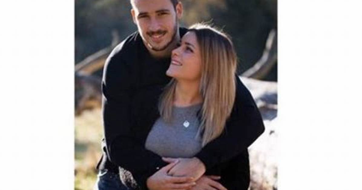 How Old Is Laura Friese? Meet Mathew Leckie Wife on Instagram