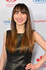 How Tall Is Canadian Actress Sarah Kolasky? Everything to Know About Her
