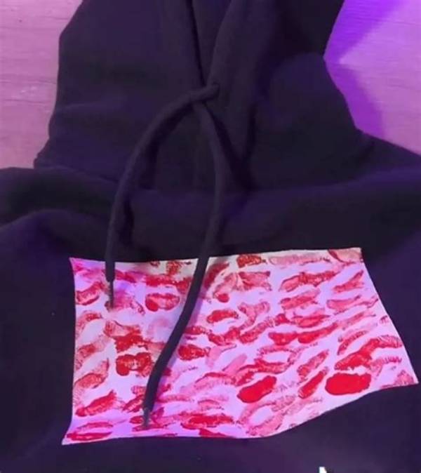 How to Create the Diy ‘Kiss Hoodie’ from Tiktok? Steps Explained