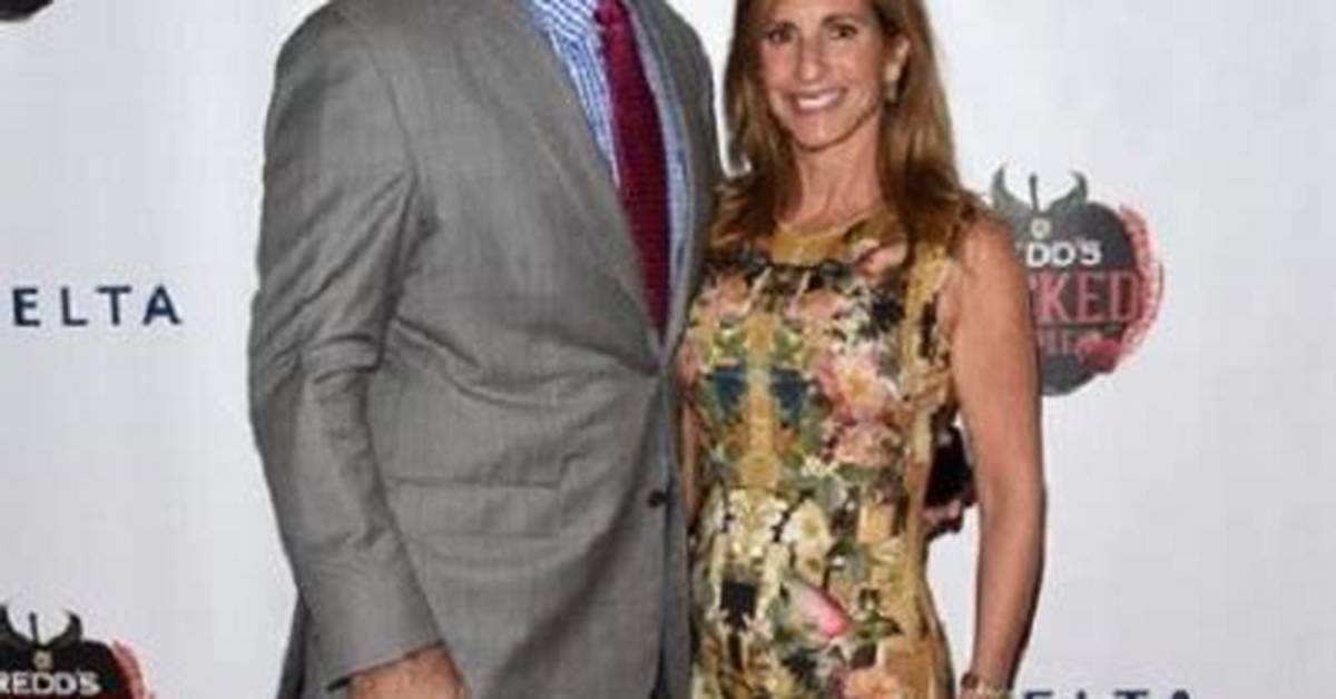 Howie Long Biography, Age, Family, Wife, Salary, Net Worth and Kids