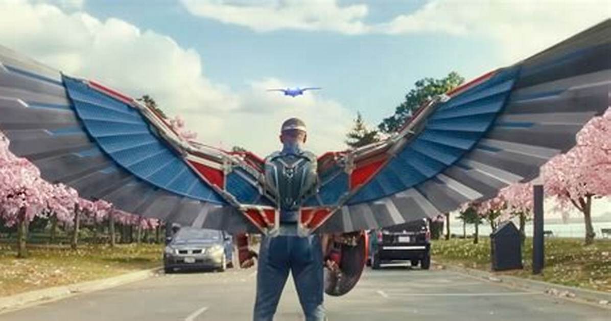 I Stood Next to ‘Captain America’ (A. K. A. Chris Evans) All Night and Didn’t Even Know It – He’s That Normal!