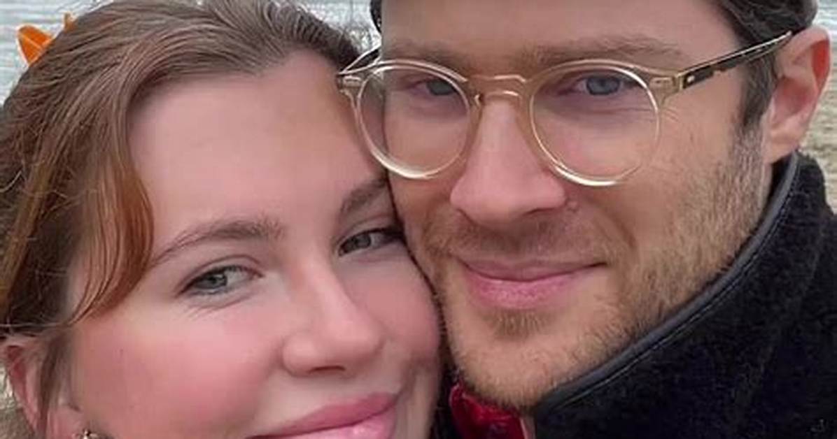 Ireland Baldwin Shows off Her Baby Bump in Topless Photo After Dad Alec Was Charged in ‘Rust’ Shooting