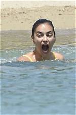 Irina Shayk Wears Yellow Bikini Bottoms & Sandals in Sexy Pic – Hollywood Life