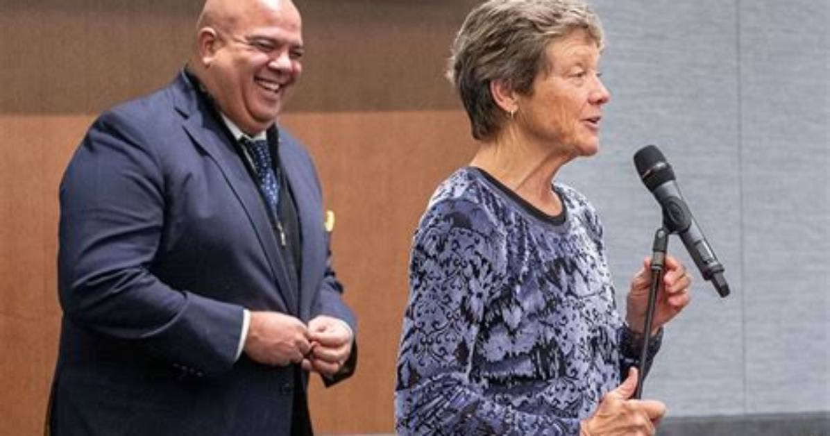 Is Carol Hutchins Married: Exclusive Insights into Her Personal Life