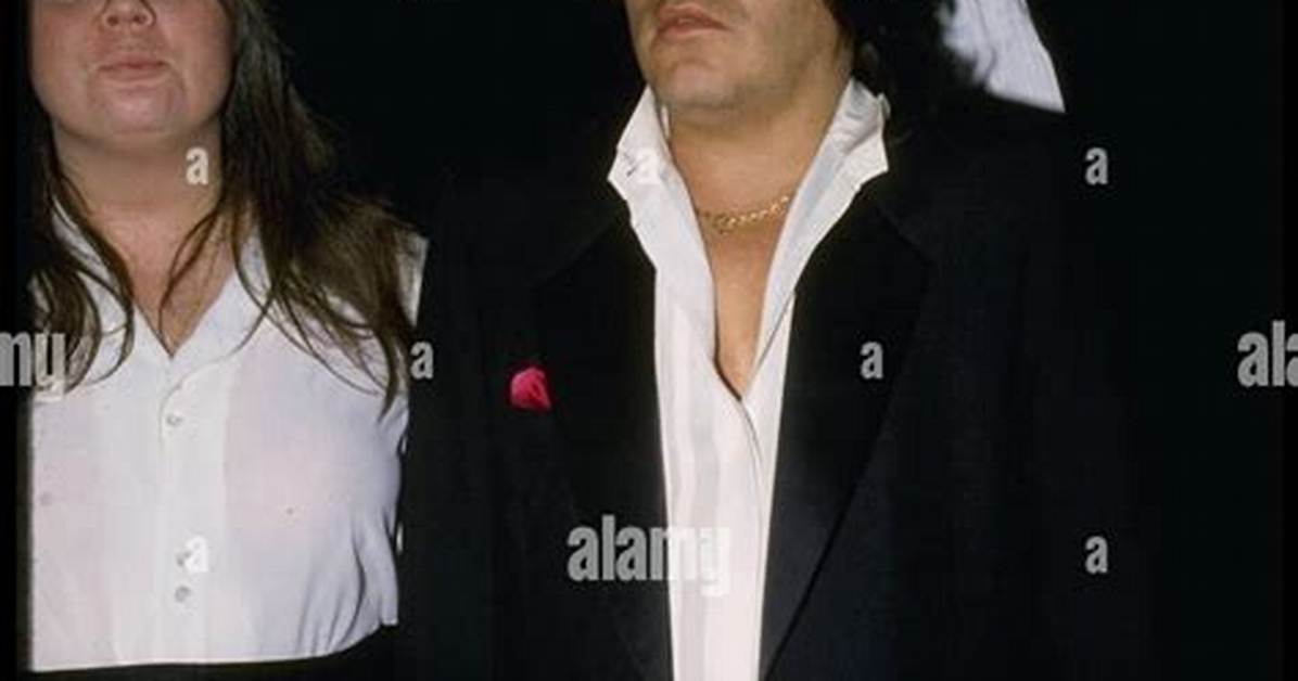Is Jose Feliciano Still Alive? Age Wife & Net Worth: Is He Totally Blind?